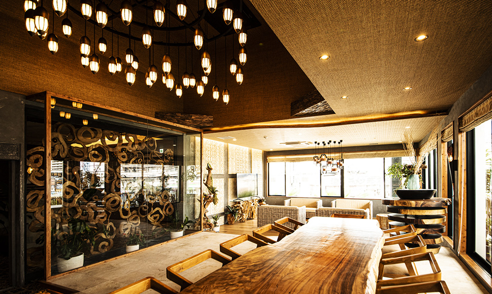 昼夜二部の完全予約制