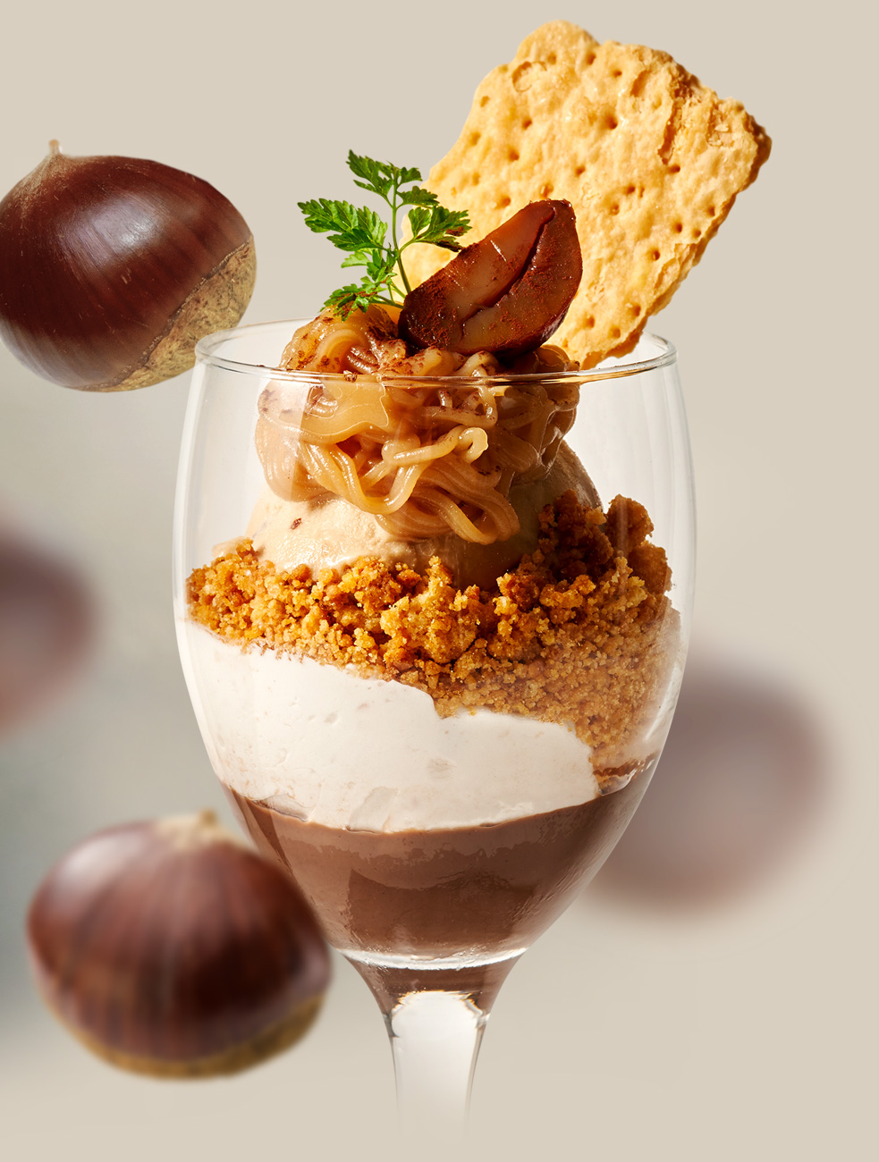 ショコラプリンと栗アイスのモンブランパフェ