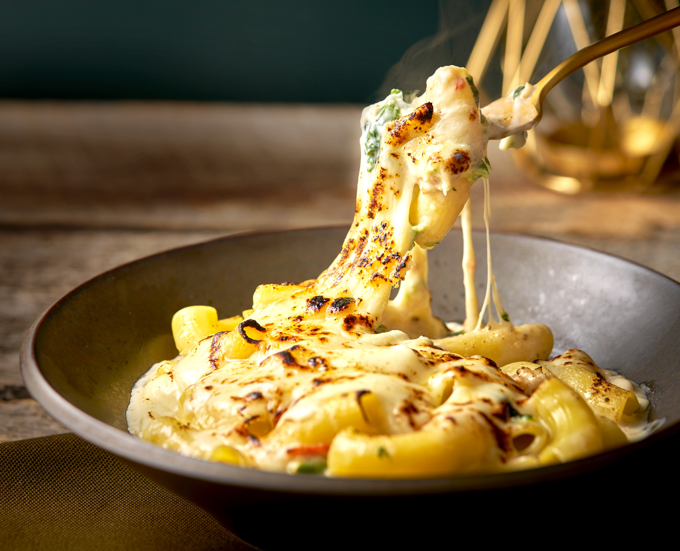 紅ずわい蟹とほうれん草のリガトーニ