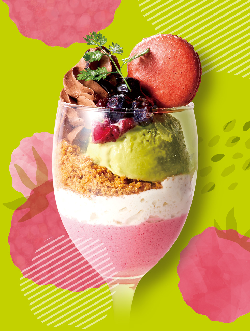 フランボワーズムースとピスタチオアイスのパフェ